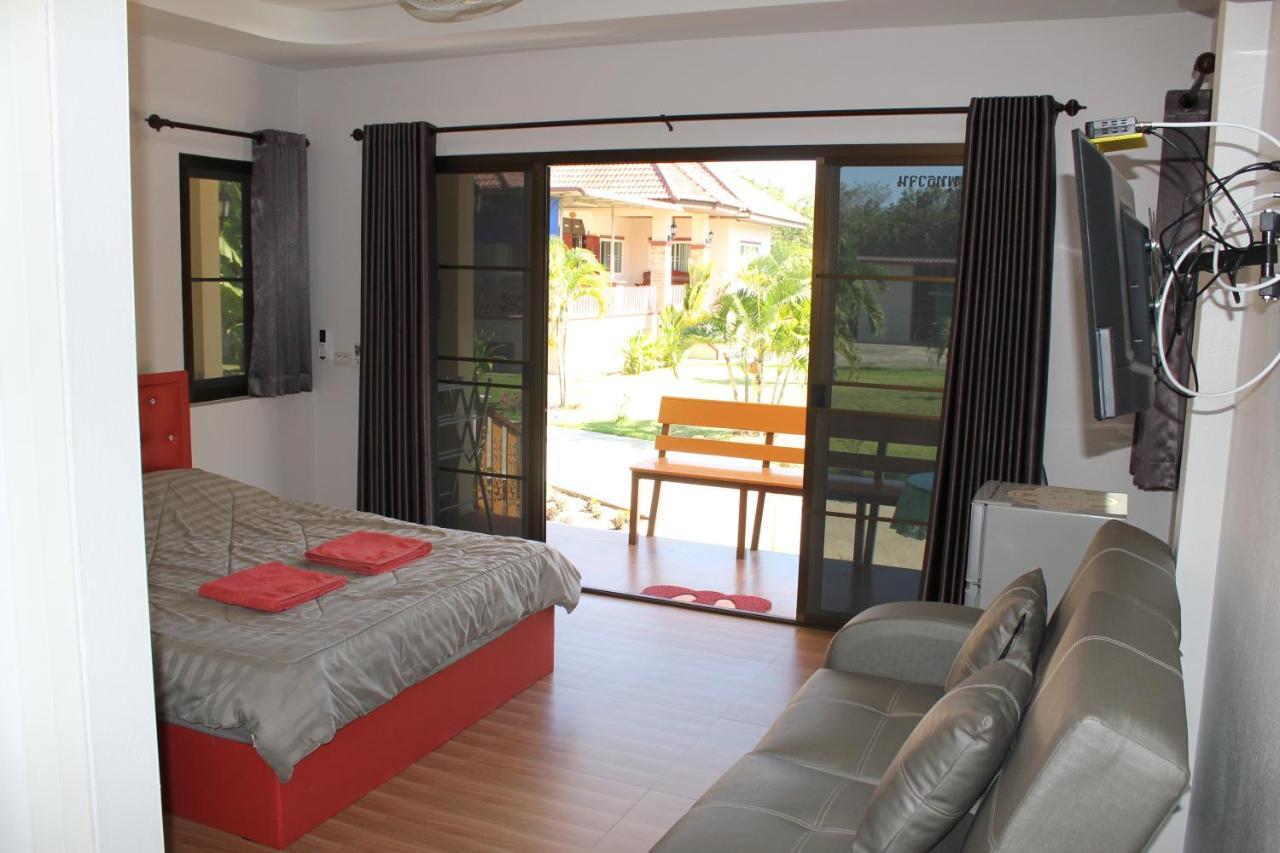 Naluemon Village Fh 1 Rayong Zewnętrze zdjęcie